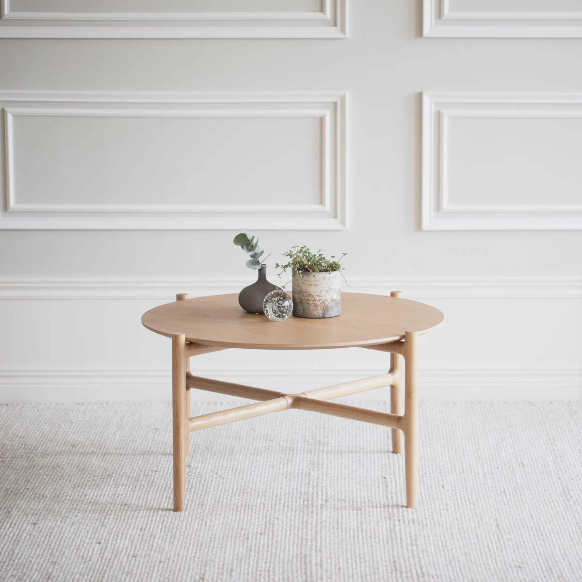 Holton sohvapöytä Ø80 cm tammi