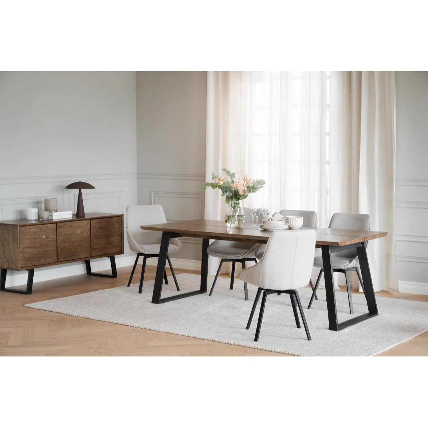 Alison tuoli musta metallijalka / vaalea beige kangas - Image 15