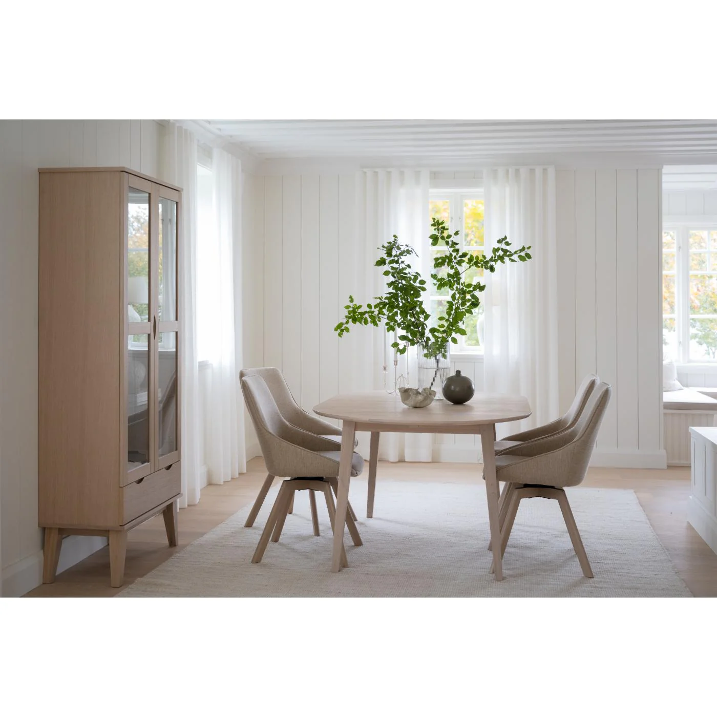 Alison tuoli valkolakattu tammijalka / vaalea beige kangas - Image 11